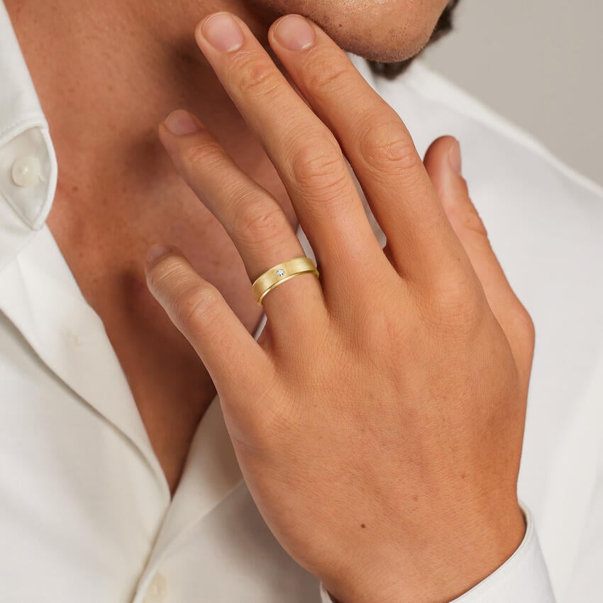 Borealis Diamond 6mm Wedding Ring in 18K Yellow Gold