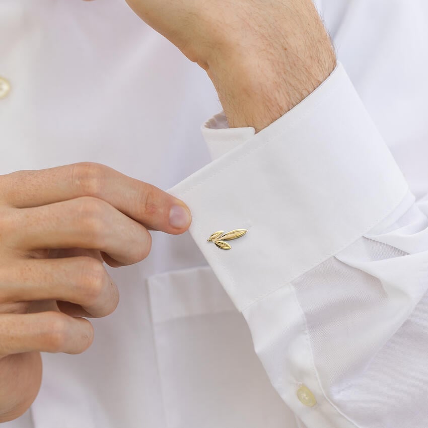 Jane Goodall Olive Branch Cufflinks in 14K Yellow Gold