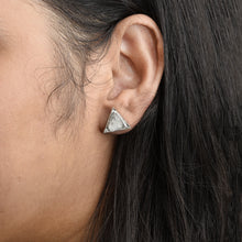 Load image into Gallery viewer, 1.20 CTW Diamond Polki Triangular Stud Earrings