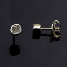 Load image into Gallery viewer, 0.30 CTW Diamond Polki Studs