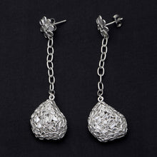 Load image into Gallery viewer, 6.25 CTW Diamond Polki Long Dangle Chain Earrings
