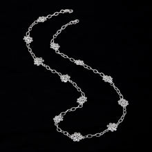 Load image into Gallery viewer, 5.50 CTW Diamond Polki Flower Chain Necklace
