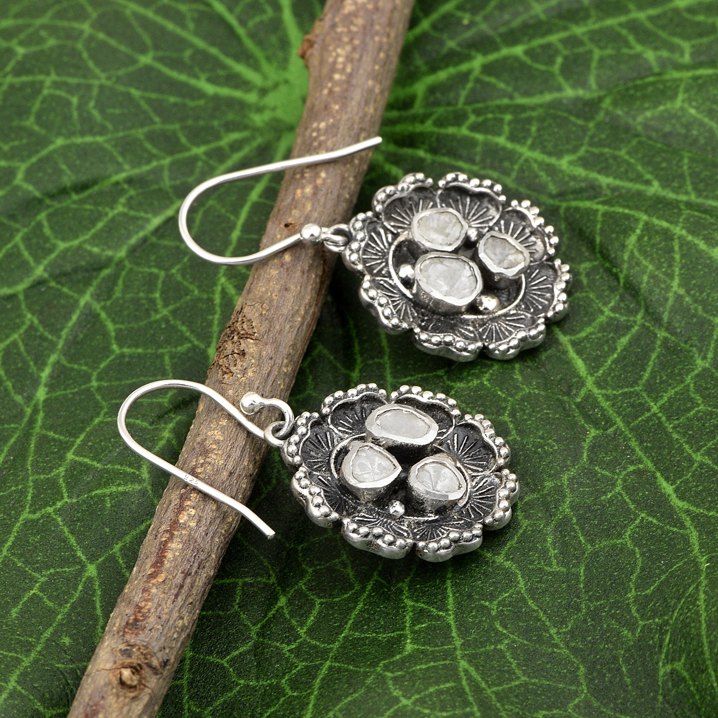 1.00 CTW Diamond Polki Flower Inspired Pendant Set