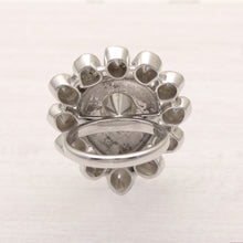 Load image into Gallery viewer, 1.75 CTW Diamond Polki Green Enamel Solitaire Ring