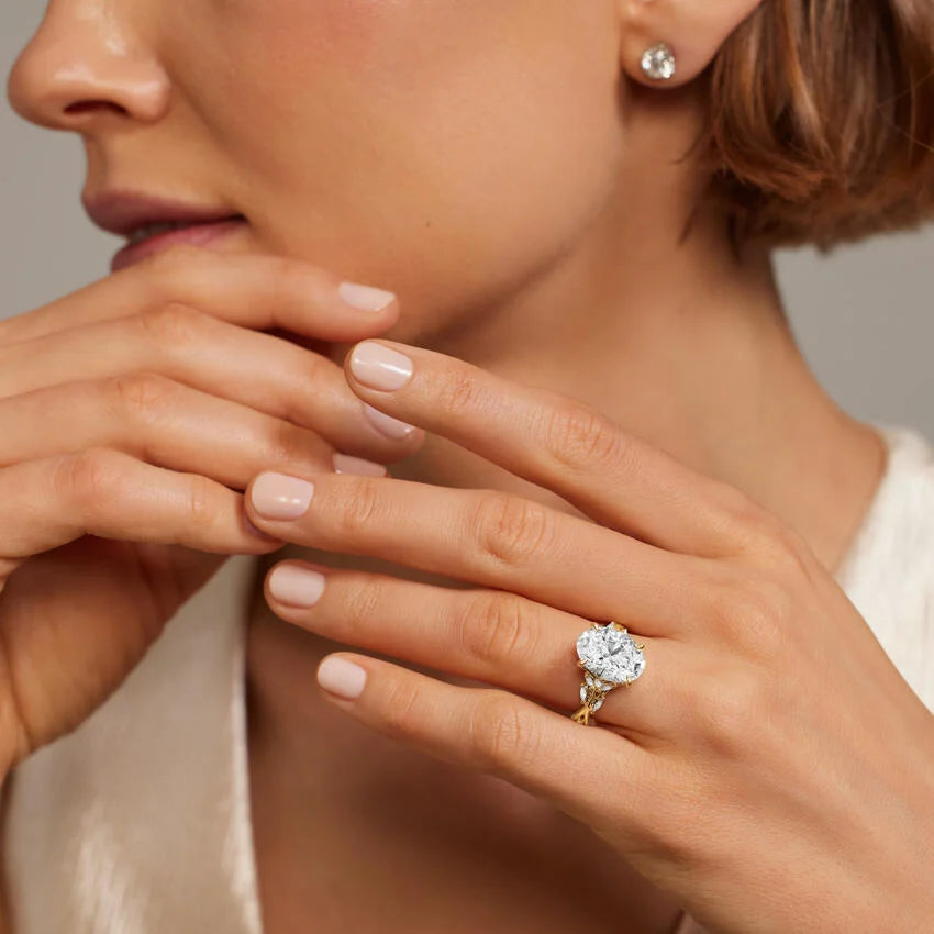 Infinity Knot Rings