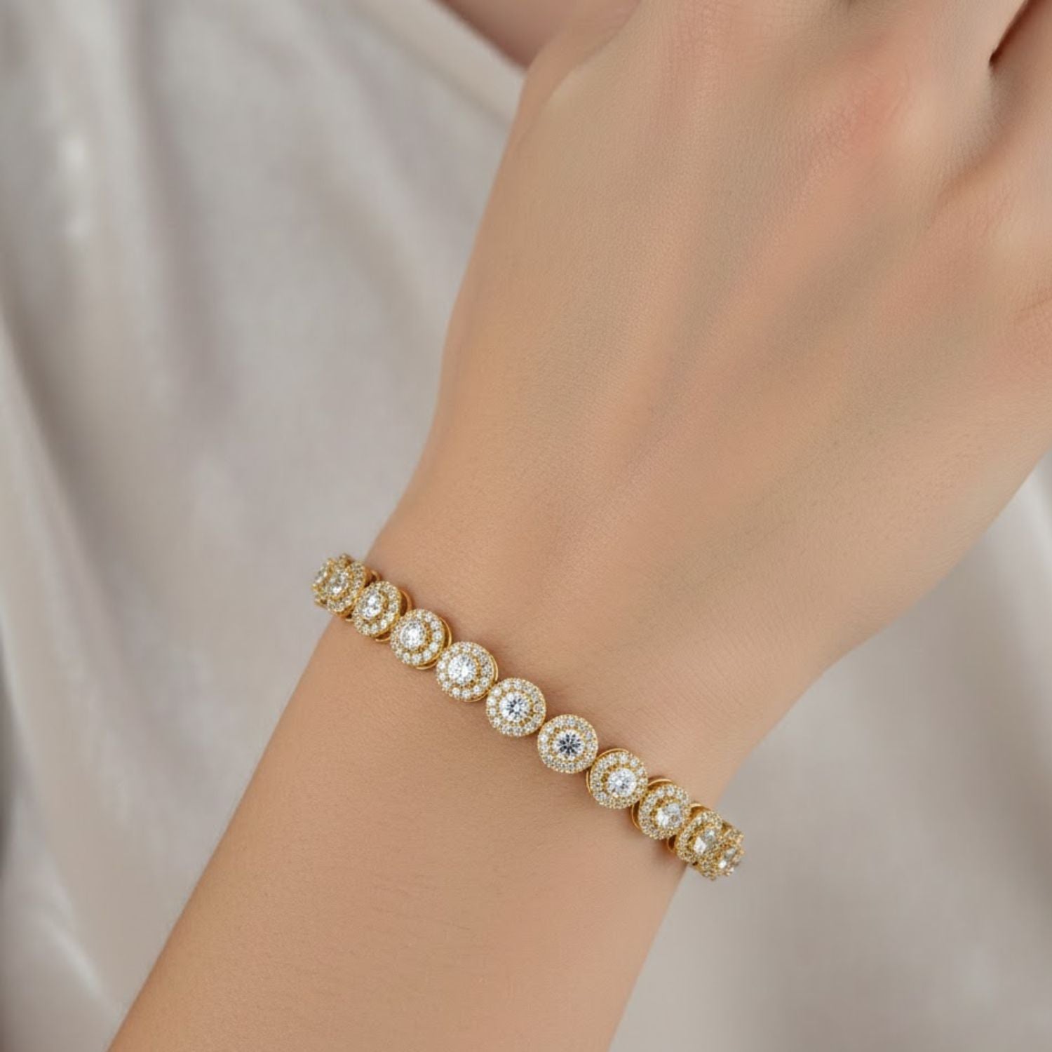 Lab Grown Diamond 4.50 CTW Halo Disc Design Bracelet-925 Sterling Silver