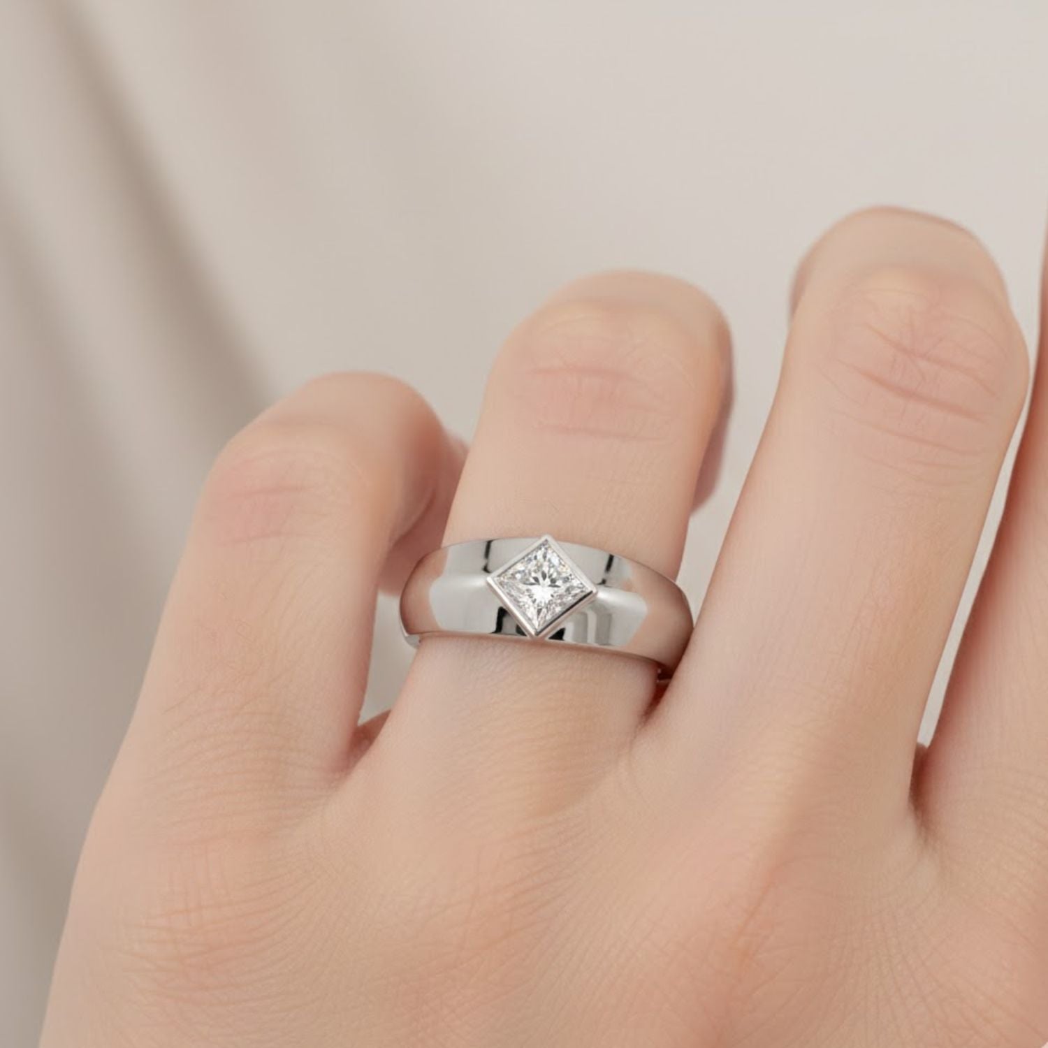 Lab Grown Diamond 0.50 CTW Round Bezel Solitaire Men's Ring- Sterling Silver