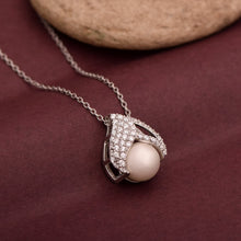 Load image into Gallery viewer, Pearl Leaf Necklace – Sterling Silver
