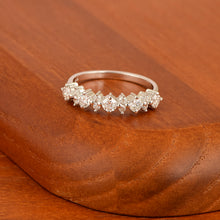 Load image into Gallery viewer, Moissanite Ring

