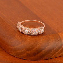 Load image into Gallery viewer, Moissanite Ring
