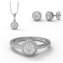 Load image into Gallery viewer, Moissanite Ring
