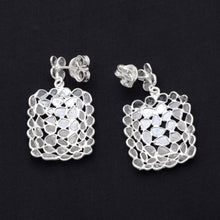 Load image into Gallery viewer, 4 CTW Diamond Polki Square Dangle Earring
