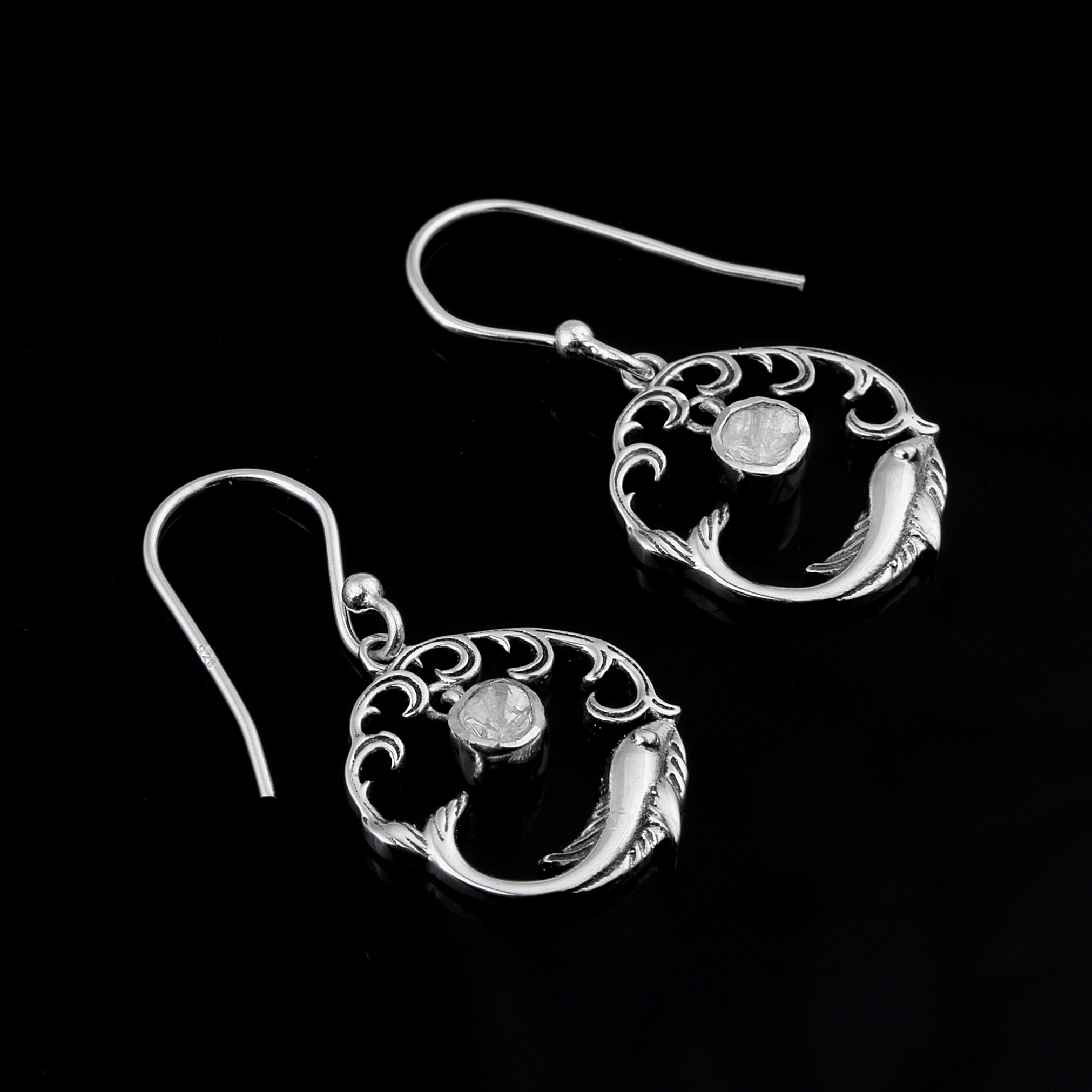 0.25 CTW Slice Polki Diamond Drop Dolphin Earrings