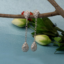 Load image into Gallery viewer, 4.50 CTW Diamond Polki Dangle Earrings
