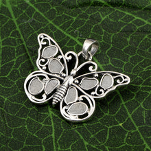 Load image into Gallery viewer, 0.65 CTW Diamond Polki Butterfly Pendant
