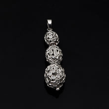 Load image into Gallery viewer, 2.50 CTW Diamond Polki Beaded Ball Pendant
