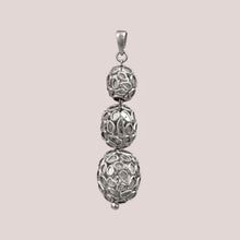 Load image into Gallery viewer, 2.50 CTW Diamond Polki Beaded Ball Pendant
