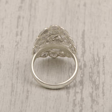 Load image into Gallery viewer, 2.50 CTW Diamond Polki Cluster Ring
