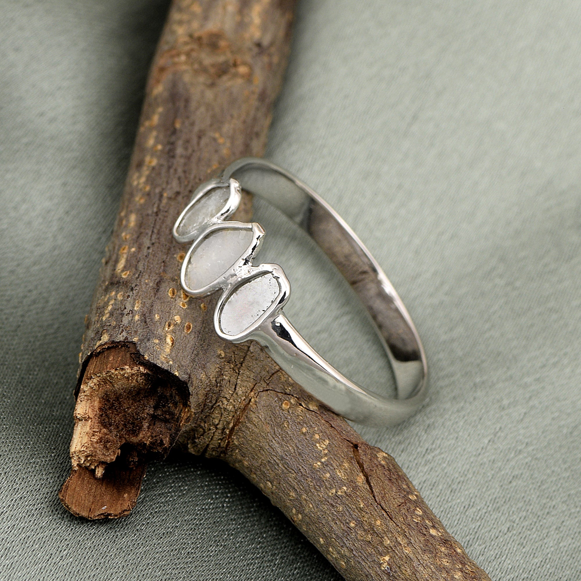 0.35 CTW Natural Diamond Polki Three Stone Minimal Ring