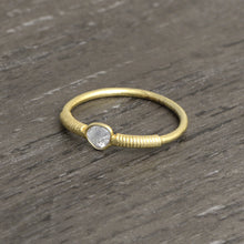Load image into Gallery viewer, 0.20 CTW Diamond Polki Tiny Minimalist Ring
