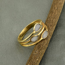Load image into Gallery viewer, 0.50 CTW Natural Diamond Polki Three Stone Multi Band Ring
