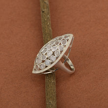 Load image into Gallery viewer, Artisan Crafted 2.50 CTW Natural Slice Polki Diamond Handmade Cluster Ring
