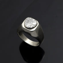 Load image into Gallery viewer, 0.50 CTW Diamond Polki Men&#39;s Wedding Ring

