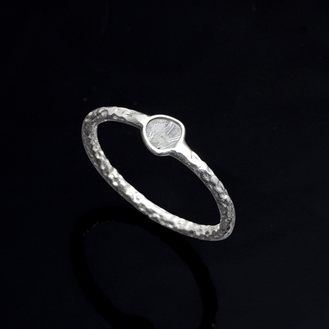 0.10 CTW Diamond Polki Minimalist Ring