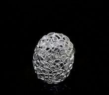 Load and play video in Gallery viewer, 2 CTW Diamond Polki Cluster Ring
